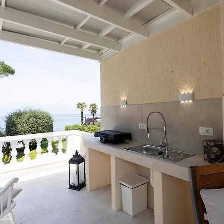 Luxury Mantinela Apartment Malinska Exterior photo